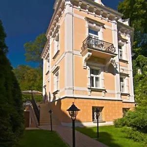 Renan 3* Karlovy Vary
