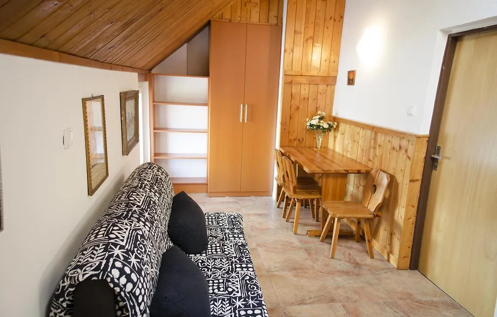 Villa Betty Praga 3*,